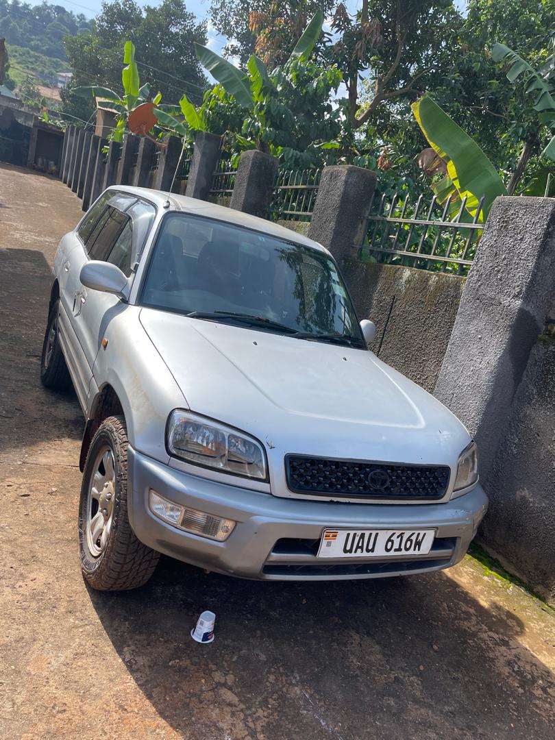 RAV4 UAU