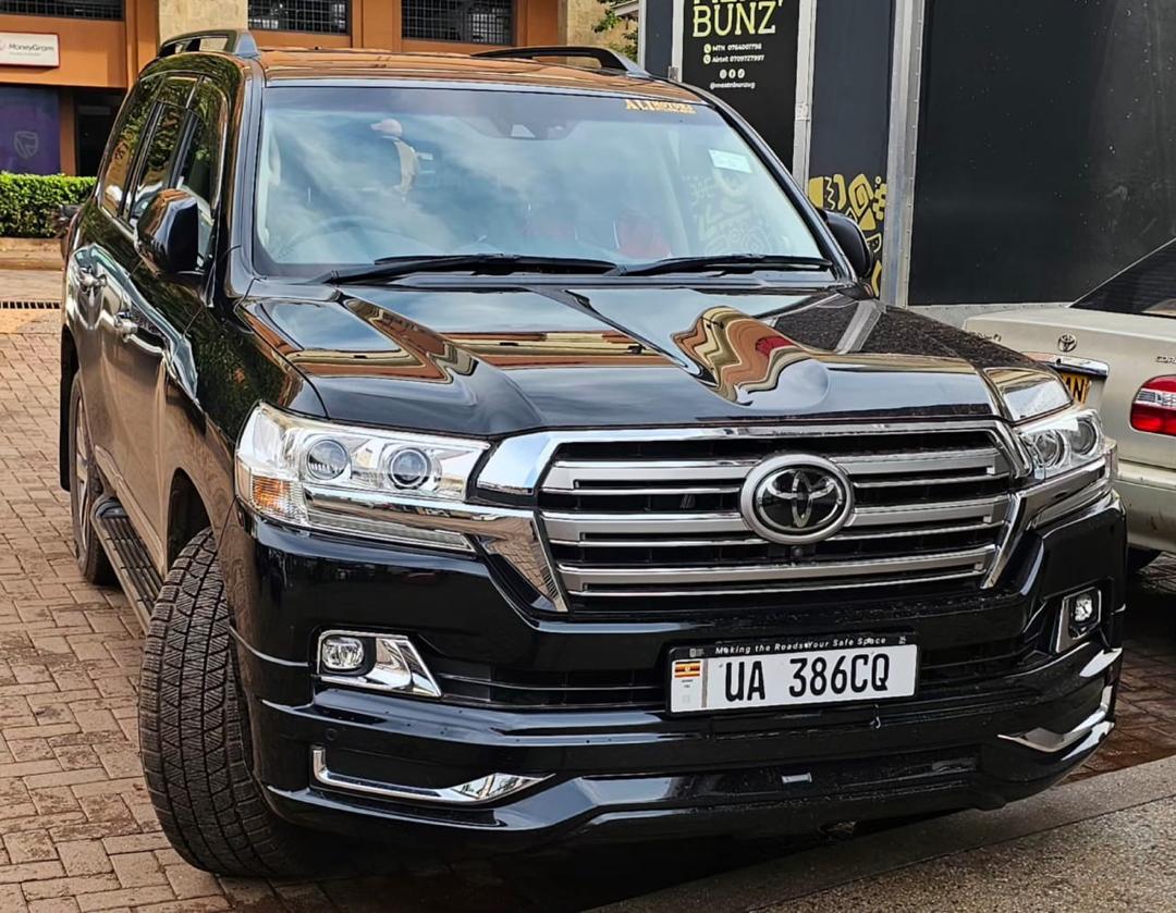 V8 BWOJI