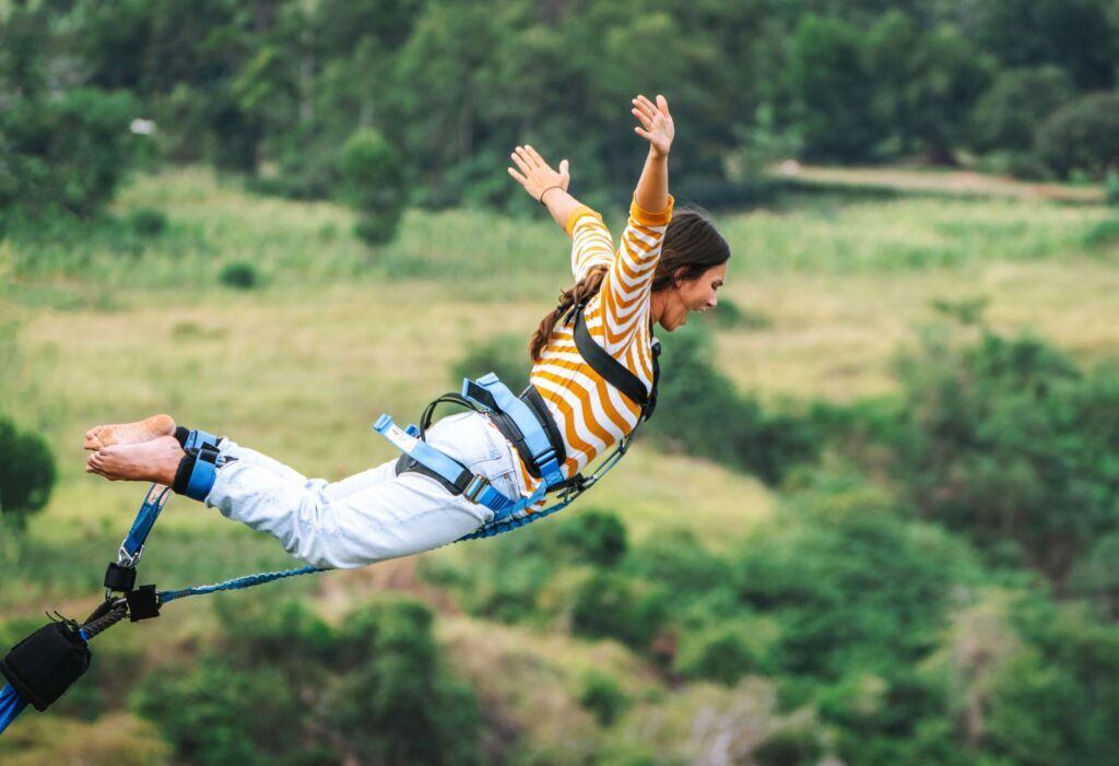 BUNGEE JUMPING JINJA